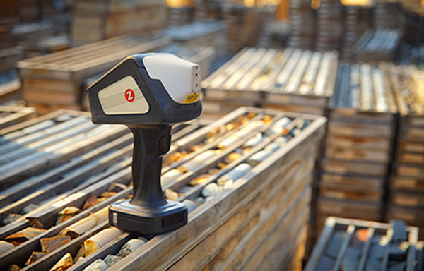 探測(cè)礦石選用什么分析儀比較好